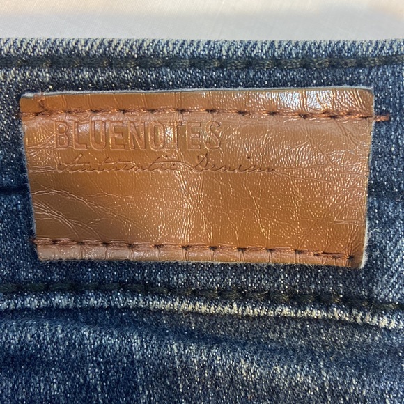 BLUENOTES WOMAN’S Size 25/30 DENIM EMBROIDERED SKINNY JEANS 3 for $15 - Picture 4 of 8